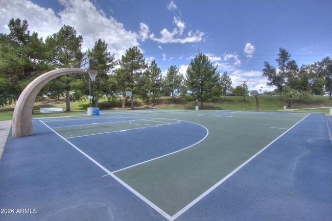 Building Photo - 12624 N 73rd Pl