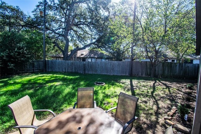 Building Photo - 12905 Pegasus St