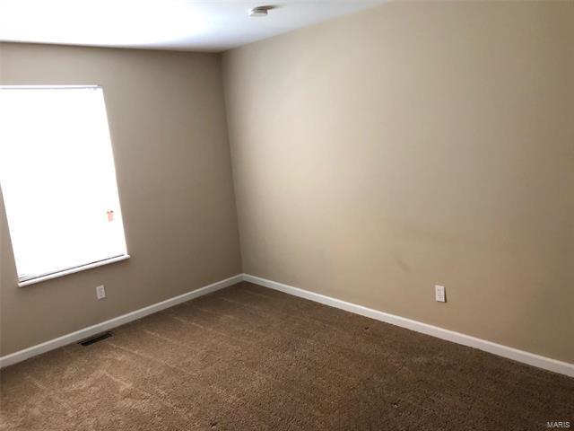 Building Photo - 29 Greenfield Dr