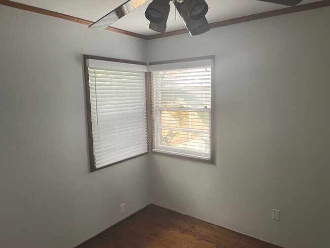 Bedroom 2 - 4660 Dawes St