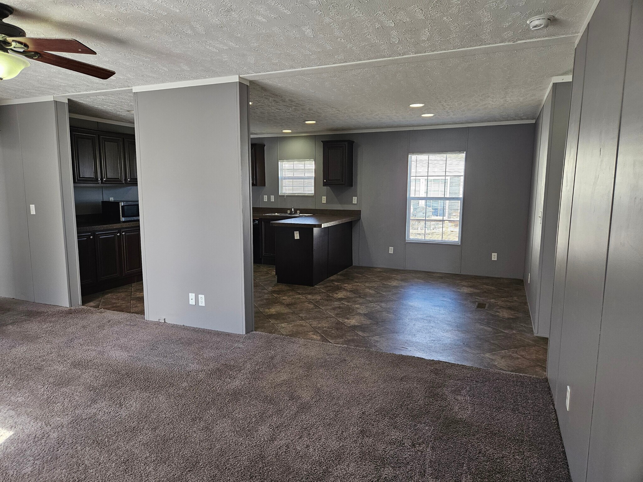 Building Photo - 64 Lynnwood Cir