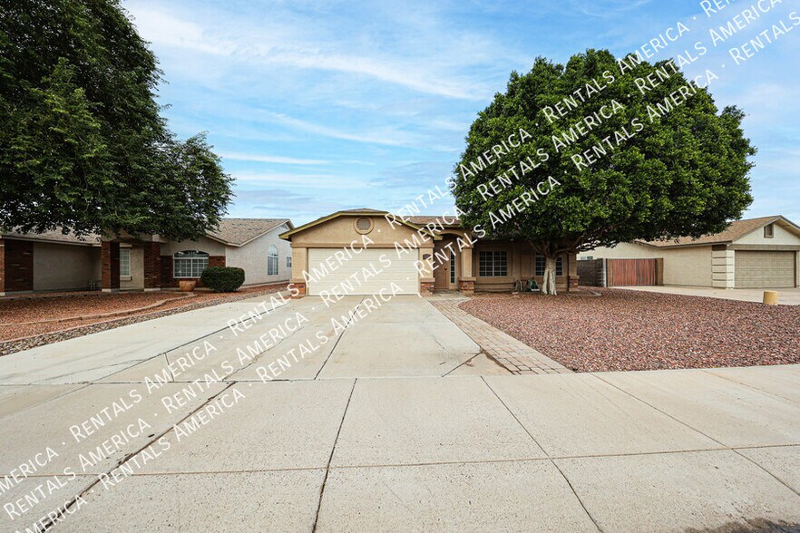 Building Photo - 2292 E Remington Pl
