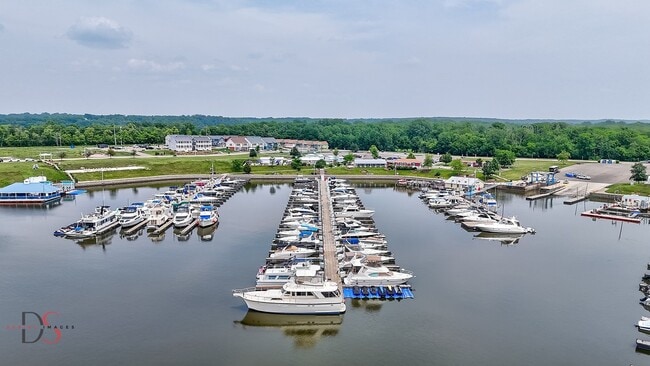 Building Photo - 208 Leeward Way