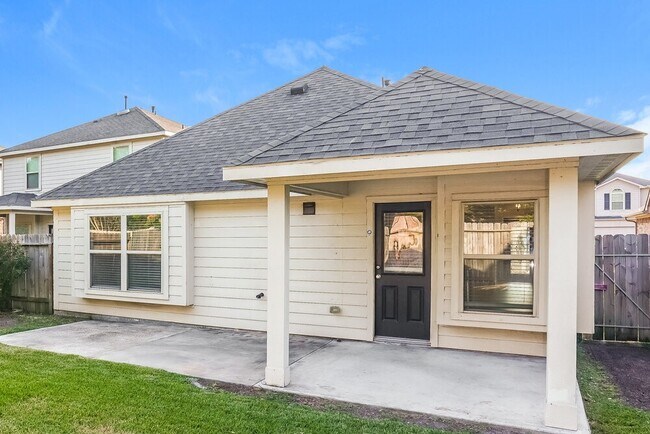 Primary Photo - 5219 Gulf Stream Ln