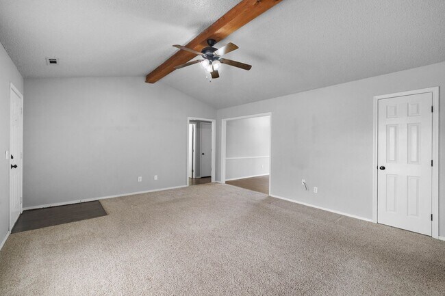 Building Photo - Modern 3-Bedroom Home with Open Kitchen & Fenced Yard