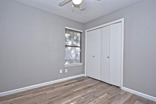 Building Photo - 12934 Modena Trail