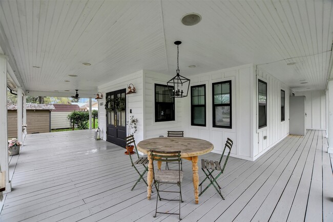 Building Photo - 507 Mason St