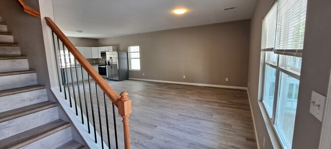 Building Photo - 9117 Cedarpark Ln NW