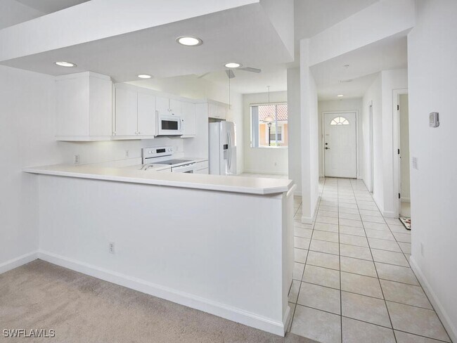 Building Photo - 6740 Beach Resort Dr