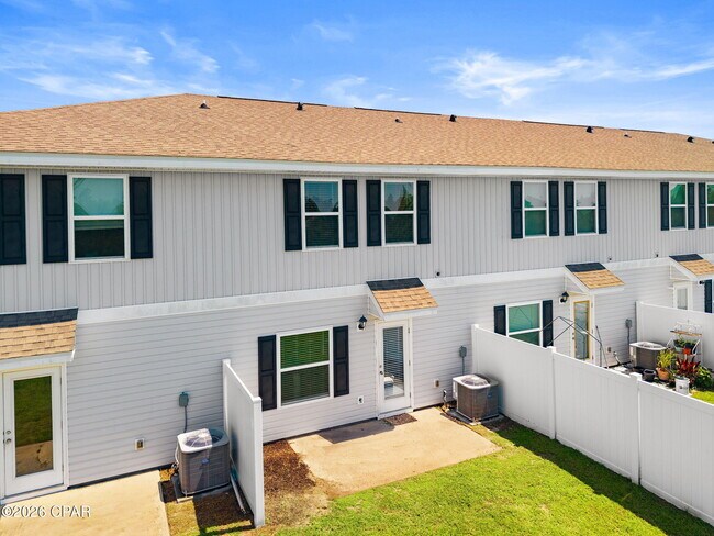Building Photo - 5768 Callaway Cir