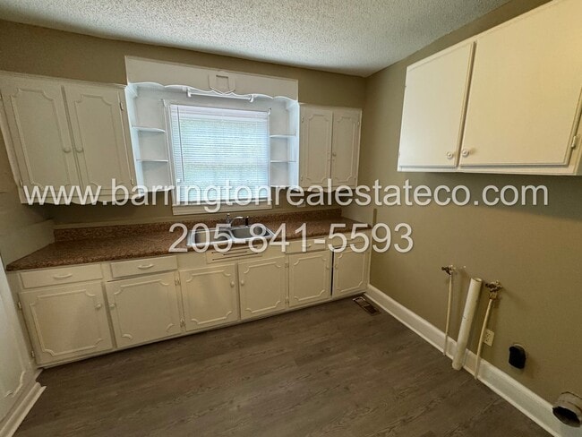 Building Photo - 4120 George Ave SW