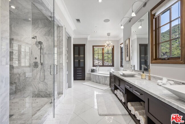 Building Photo - 29450 Malibu View Ct