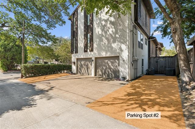 Building Photo - 4402 Buena Vista St