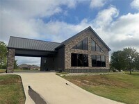Building Photo - 209 Helena Dr