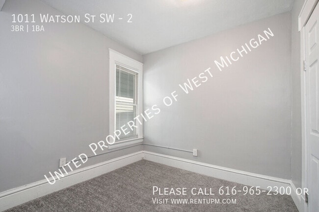 Building Photo - 1011 Watson St SW