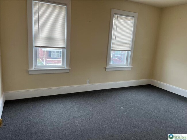 Building Photo - 54 N 8th St