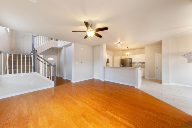 Building Photo - 17201 Village Glen Cove
