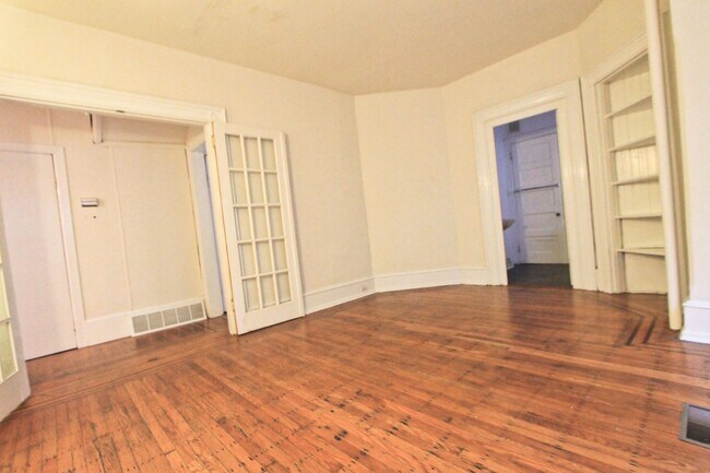Building Photo - 6335 Greene St