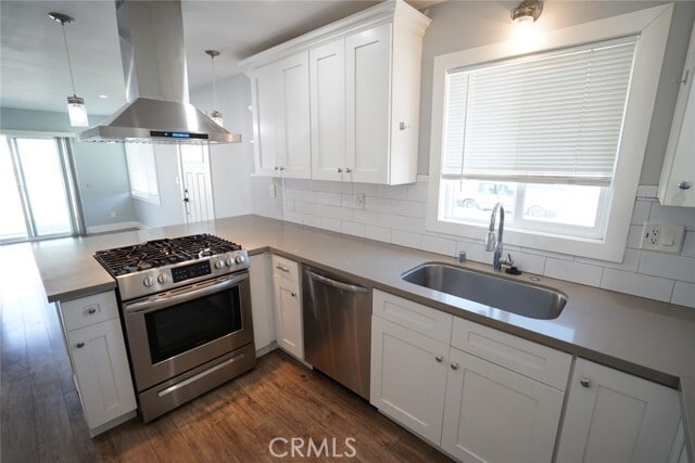 Building Photo - 2561 El Toro Rd