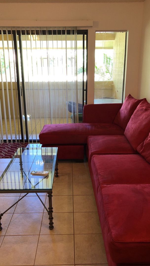 Building Photo - Highly Desirable Maui Gardens Unit Available 12/15/2025