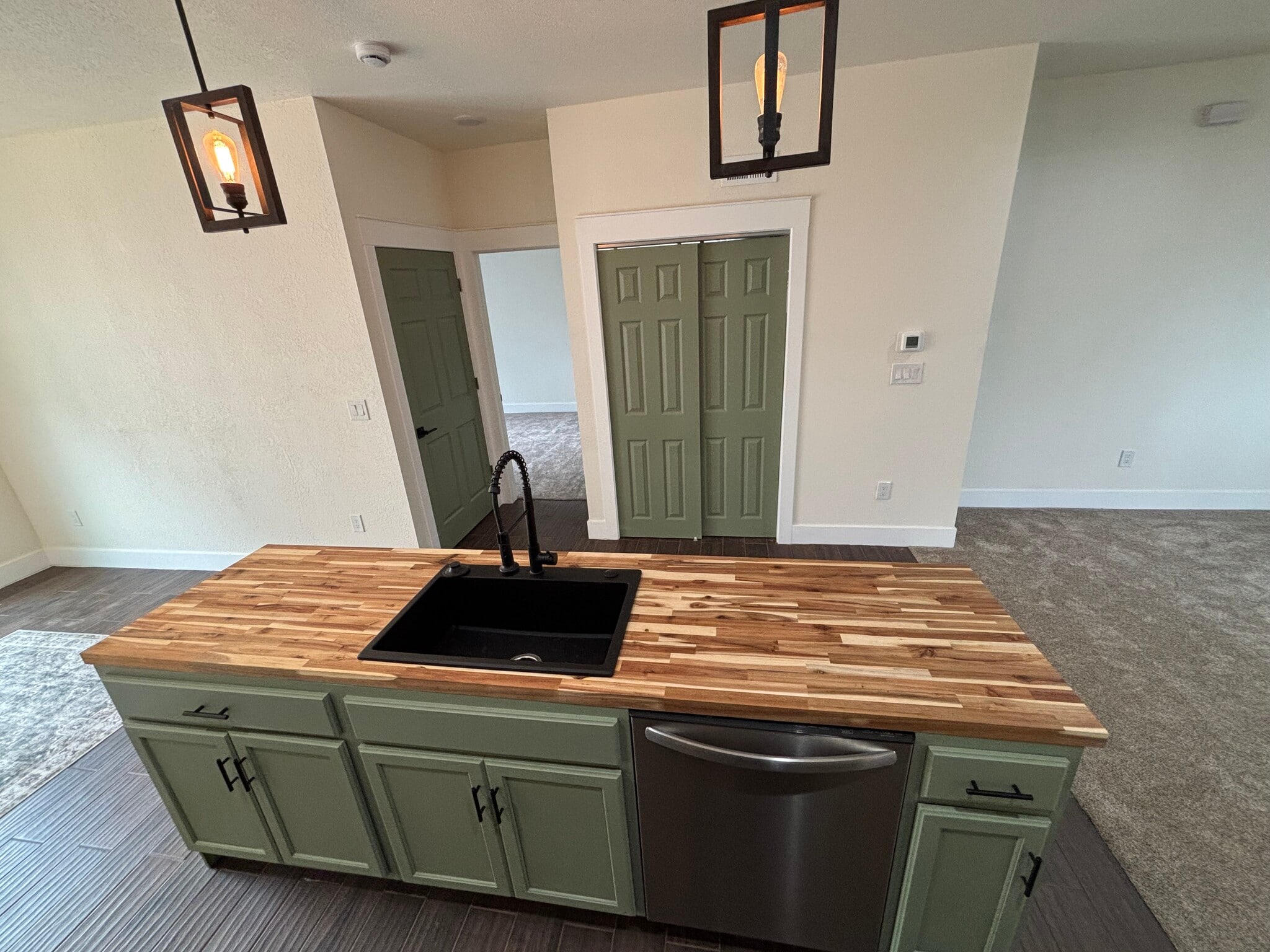 Building Photo - 2921 Decatur St