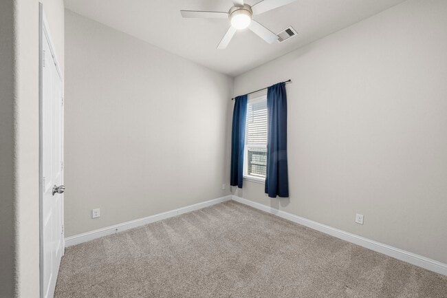 Building Photo - 18611 Navarro Branch Dr