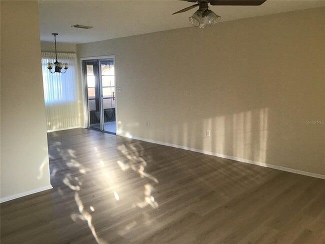 Building Photo - 3087 Idlewood St