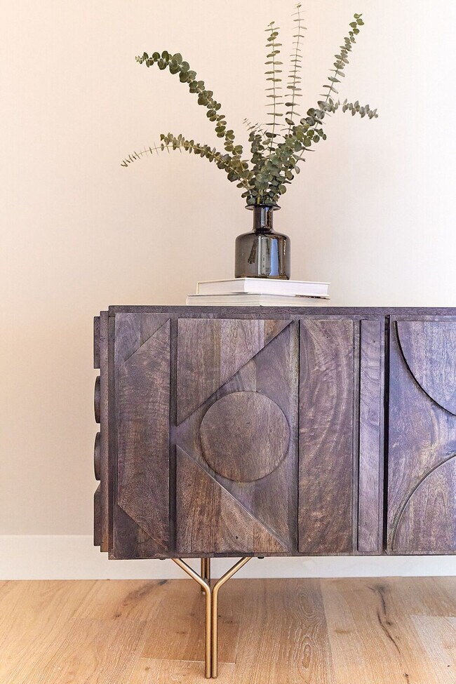 Building Photo - 83 Middle St