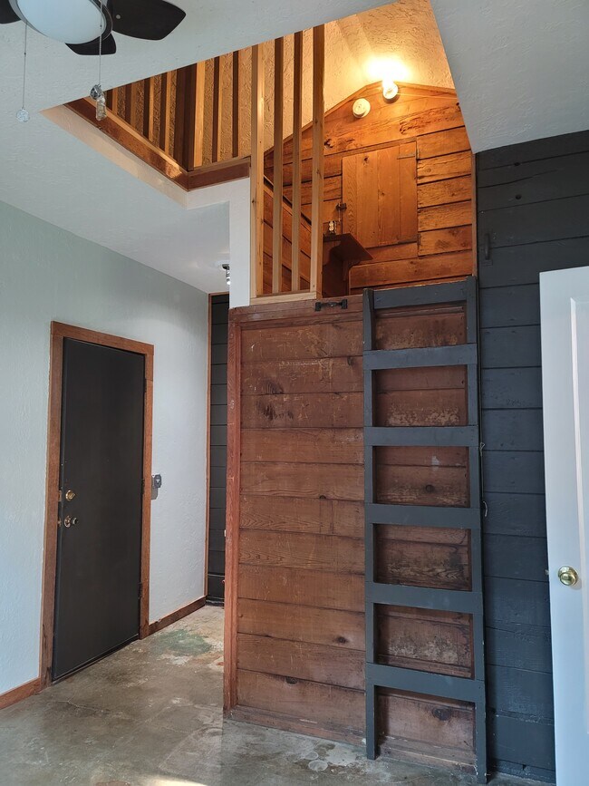 Building Photo - 1110 SE 113th Ave