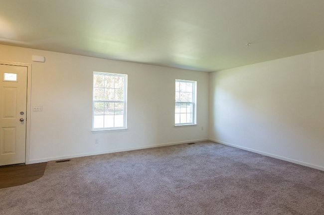 Building Photo - 231 Bethel Dr