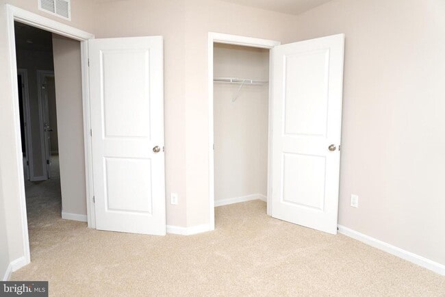 Building Photo - 238 Gumspring Dr