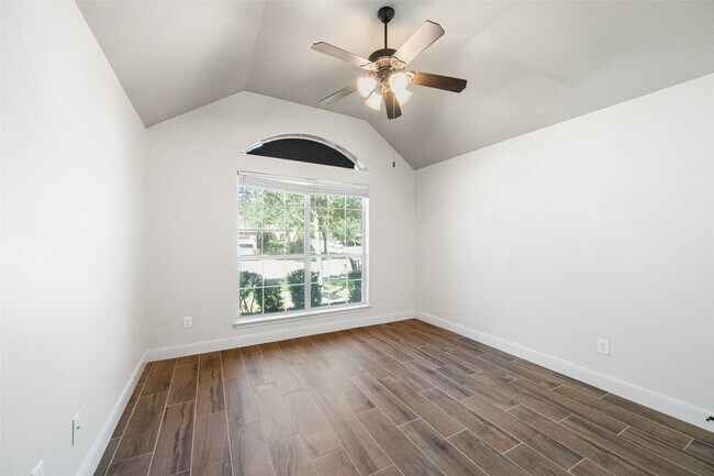 Building Photo - 12806 Winter Springs Dr