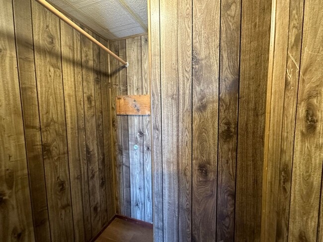 Building Photo - 1 Bedroom 1 Bathroom Mobile Home Duplex in...