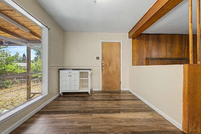 Building Photo - Virginia Village 4 Bed / 1 Bath for rent