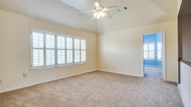 Building Photo - 452 Richmond St