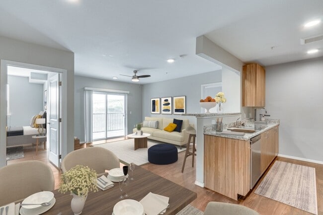 Building Photo - North Star