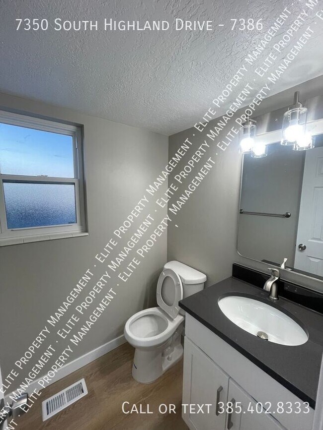 Building Photo - 7350 S Highland Dr