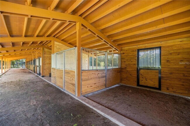 Building Photo - 10380 NW 21 St