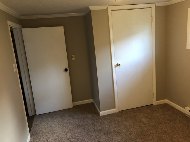 5th bedroom - 3087 Meadowview Dr