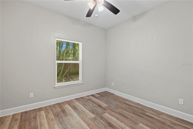 Building Photo - 25726 SW 19 Ave