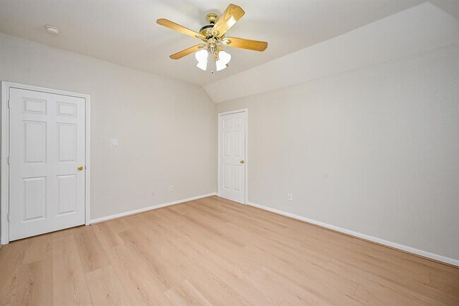 Building Photo - 22511 Bridgehaven Dr