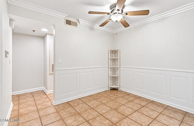 Building Photo - 5805 Oak Bend Ln