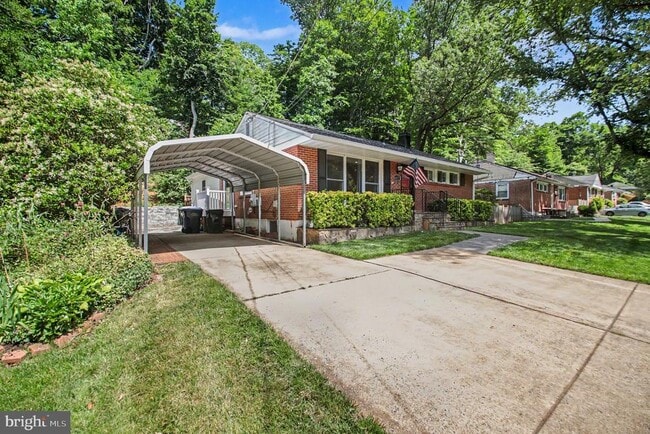 Building Photo - 6417 Berkshire Dr