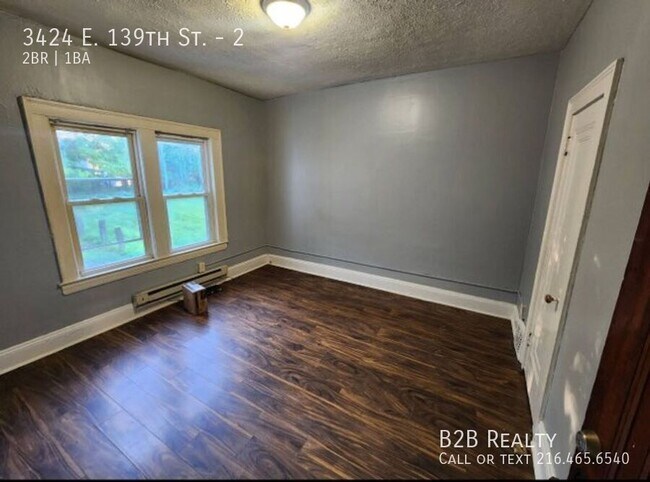 Building Photo - 3424 E 139th St