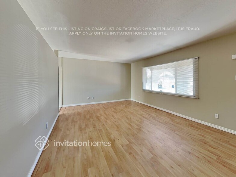 Building Photo - 3265 W Country Gables Dr