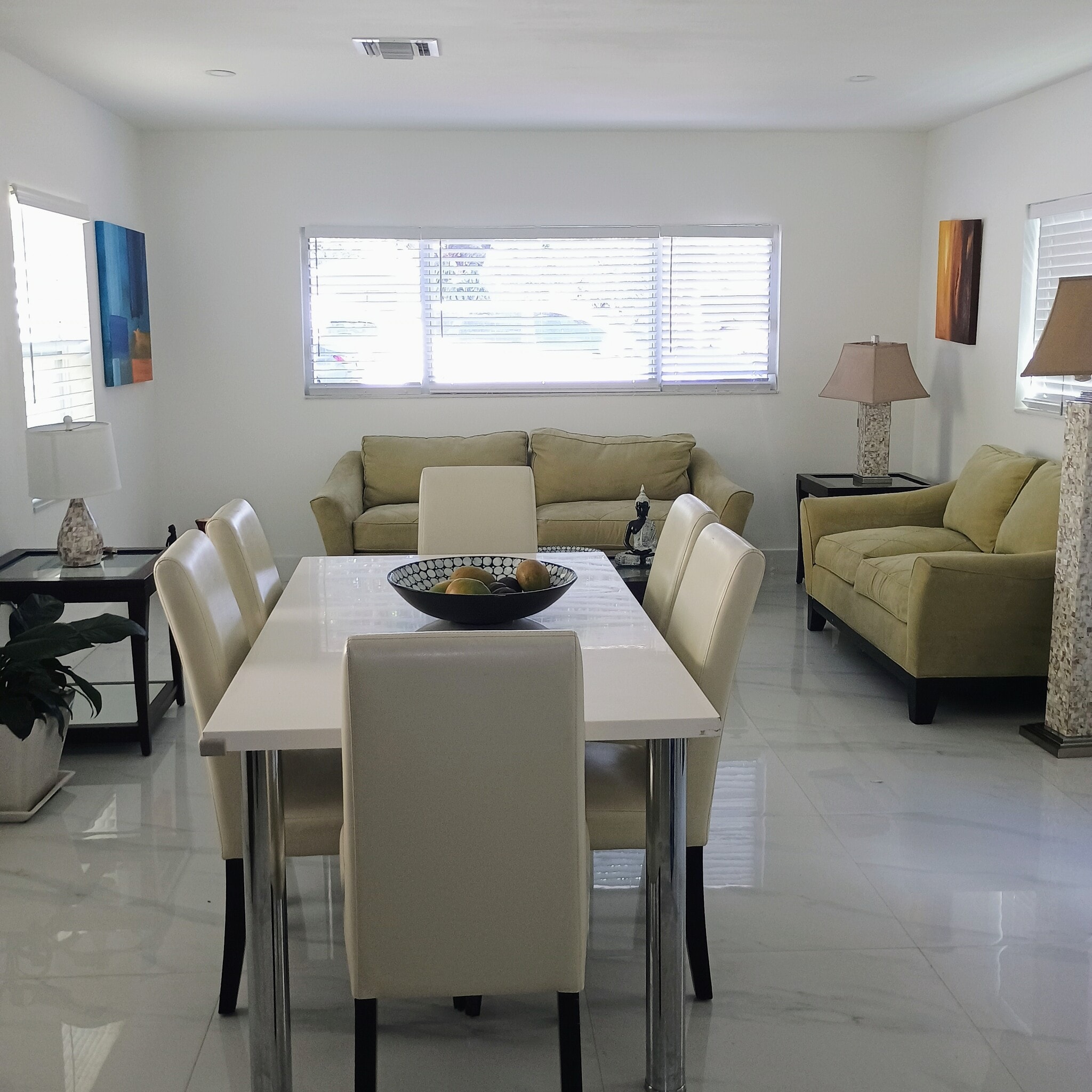 Building Photo - 1033 NW 7th Ter