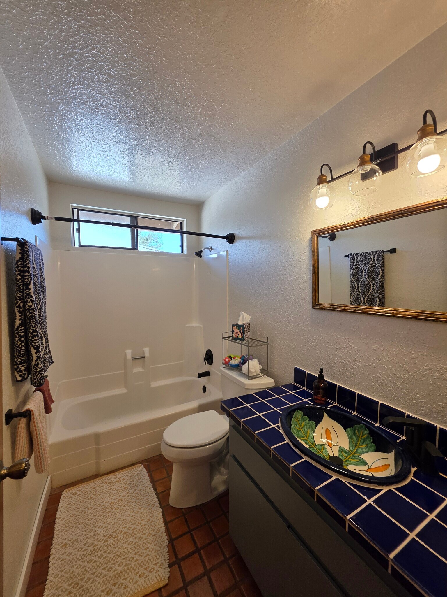 Building Photo - 2029 Willow Glen Rd