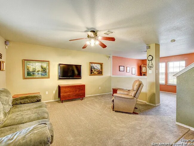 Building Photo - Move-In Ready Home with Fresh Updates & Spacious Layout in Converse