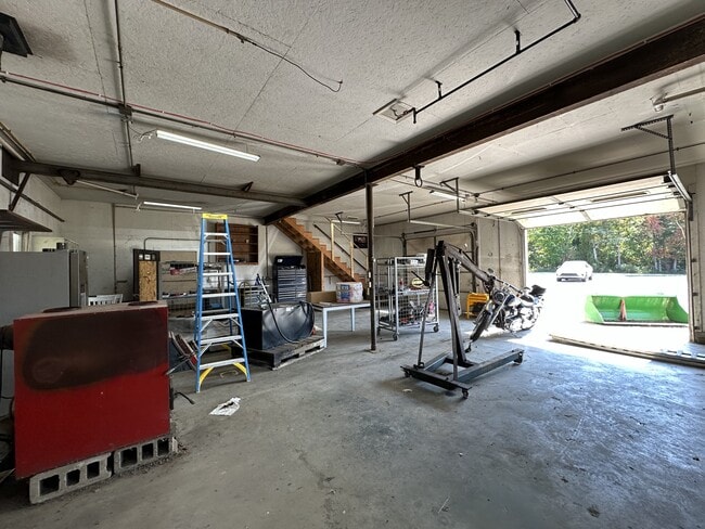 Building Photo - 6131 N 450 W
