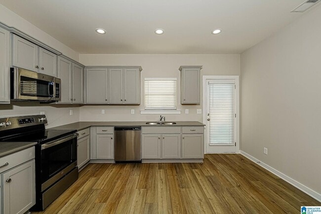 Building Photo - 449 Troubadour Ln
